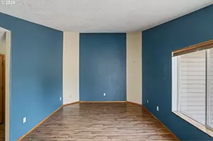 221 W Lincoln St, Carlton, OR 97111 - Photo 11