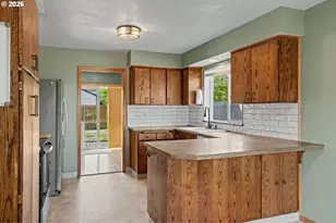 221 W Lincoln St, Carlton, OR 97111 - Photo 17