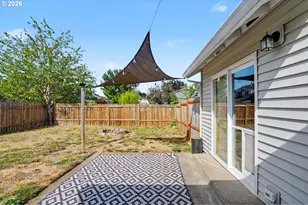 221 W Lincoln St, Carlton, OR 97111 - Photo 31