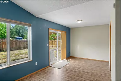 221 W Lincoln St, Carlton, OR 97111 - Photo 13