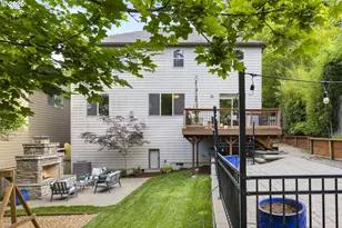 4035 SW Stephenson St, Portland, OR 97219 - Photo 45