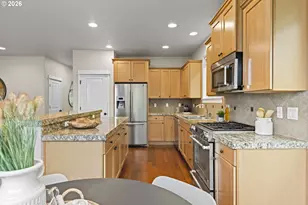 4035 SW Stephenson St, Portland, OR 97219 - Photo 13