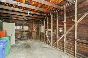 2826 NE 61st Ave, Portland, OR 97213 - Photo 43