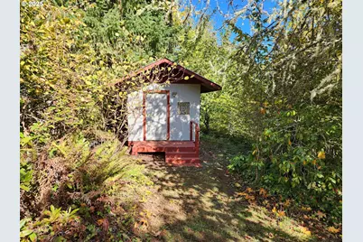 24763 Sturtevant Dr, Veneta, OR 97487 - Photo 33