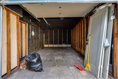 280 W 11th Ave, Eugene, OR 97401 - Photo 9