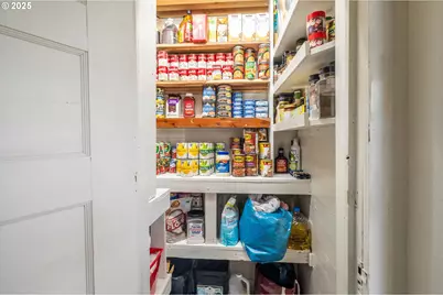 1404 Harris St, Myrtle Point, OR 97458 - Photo 29