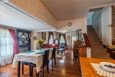 1404 Harris St, Myrtle Point, OR 97458 - Photo 35