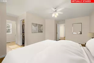 2366 NE Lindsey Dr, Hillsboro, OR 97124 - Photo 23