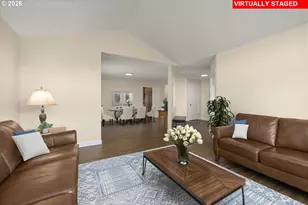 2366 NE Lindsey Dr, Hillsboro, OR 97124 - Photo 7