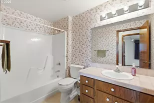 361 SW Nancy Ave, Gresham, OR 97030 - Photo 9