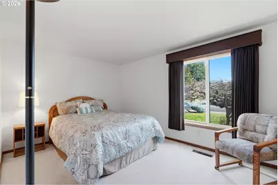 361 SW Nancy Ave, Gresham, OR 97030 - Photo 7