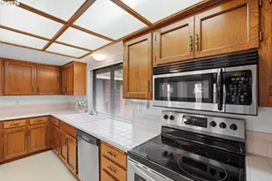 361 SW Nancy Ave, Gresham, OR 97030 - Photo 21