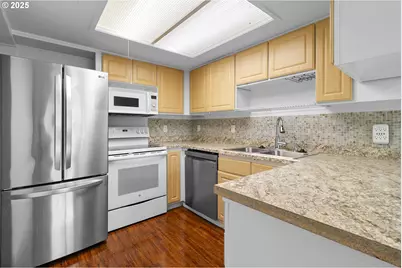 9455 SW 146th Ter #D2, Beaverton, OR 97007 - Photo 9