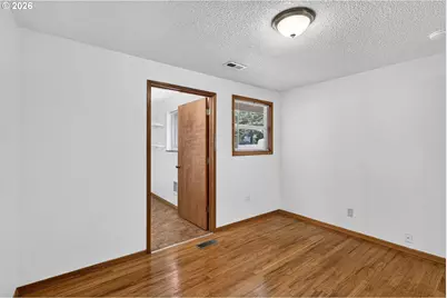 11103 NE 42nd St, Vancouver, WA 98682 - Photo 13