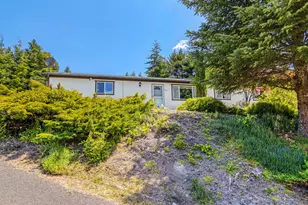 635 SE Ball Blvd, Waldport, OR 97394 - Photo 1