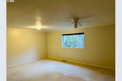 1660 SW Royal Dr, West Linn, OR 97068 - Photo 25