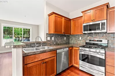 29101 SW Villebois Dr, Wilsonville, OR 97070 - Photo 13