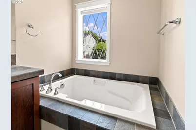 29101 SW Villebois Dr, Wilsonville, OR 97070 - Photo 31