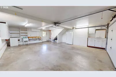 2641 Castle Dr, Springfield, OR 97477 - Photo 31