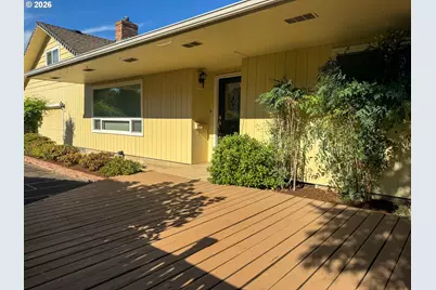 2641 Castle Dr, Springfield, OR 97477 - Photo 5