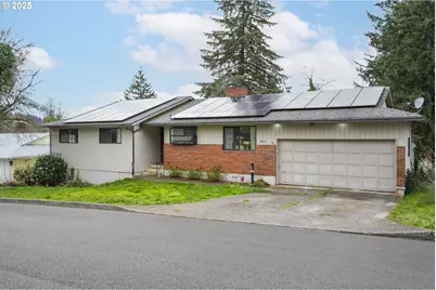 203 SE Ginseng Dr, Estacada, OR 97023 - Photo 1