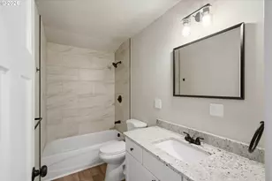 511 9th Ave, Coos Bay, OR 97420 - Photo 17