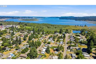 511 9th Ave, Coos Bay, OR 97420 - Photo 39