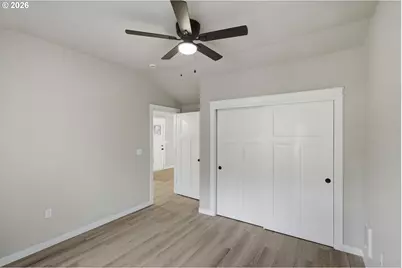 511 9th Ave, Coos Bay, OR 97420 - Photo 19