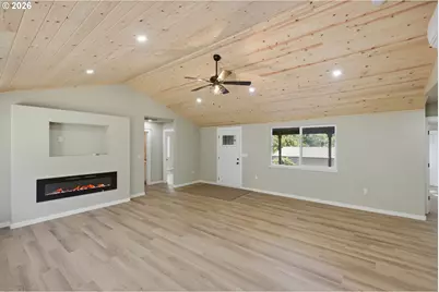 511 9th Ave, Coos Bay, OR 97420 - Photo 7