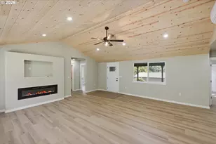 511 9th Ave, Coos Bay, OR 97420 - Photo 7
