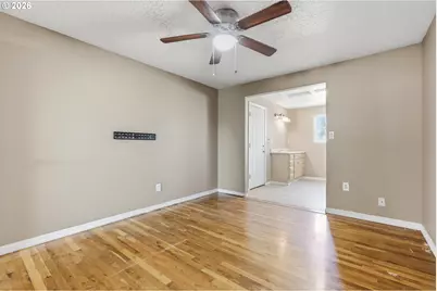 2293 Country Club Ter, Woodburn, OR 97071 - Photo 13
