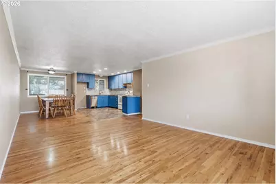 2293 Country Club Ter, Woodburn, OR 97071 - Photo 5