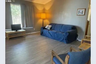 165 N Garden Way, Eugene, OR 97401 - Photo 5