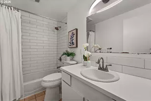 7030 SW 78th Ave, Portland, OR 97223 - Photo 9