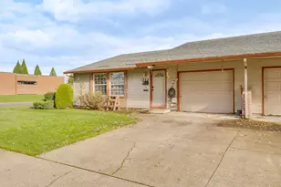 1830/1840 NE McDonald Ln, McMinnville, OR 97128 - Photo 9