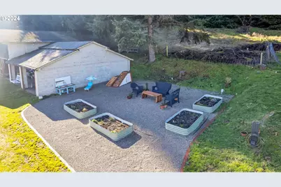 28888 Willow Creek Rd, Eugene, OR 97402 - Photo 35