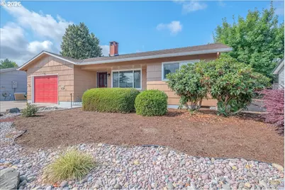 943 Oregon Way, Woodburn, OR 97071 - Photo 35