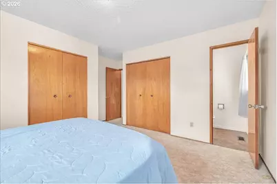 943 Oregon Way, Woodburn, OR 97071 - Photo 19