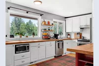 35134 Helligso Ln, Astoria, OR 97103 - Photo 17