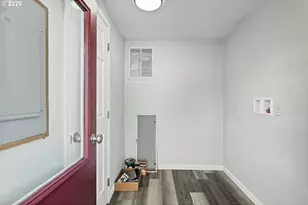 301 E Court St, Condon, OR 97823 - Photo 15