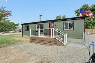 301 E Court St, Condon, OR 97823 - Photo 19