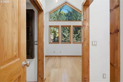 14110 SE Fairoaks Way, Milwaukie, OR 97267 - Photo 9