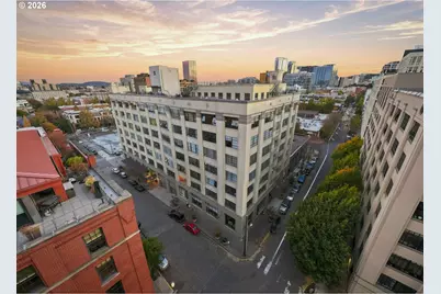 1314 NW Irving St #312, Portland, OR 97209 - Photo 3