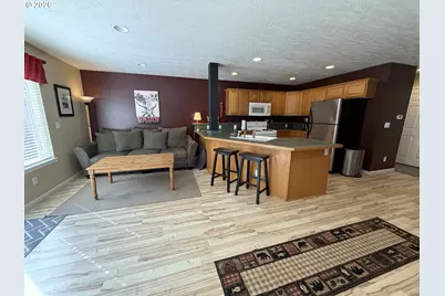 1027 Wasco St, Hood River, OR 97031 - Photo 9