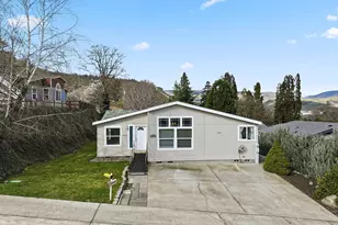 1213 Verdant St, The Dalles, OR 97058 - Photo 3