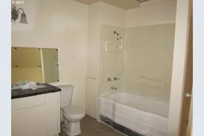 1725 SE Mill St, Roseburg, OR 97470 - Photo 13