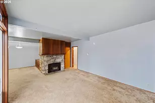 3123 Oak St, North Bend, OR 97459 - Photo 7