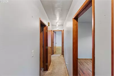 3123 Oak St, North Bend, OR 97459 - Photo 15