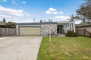 3123 Oak St, North Bend, OR 97459 - Photo 1