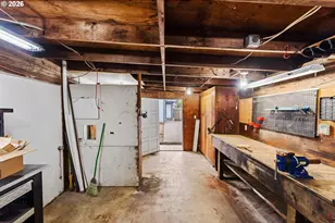 3123 Oak St, North Bend, OR 97459 - Photo 37